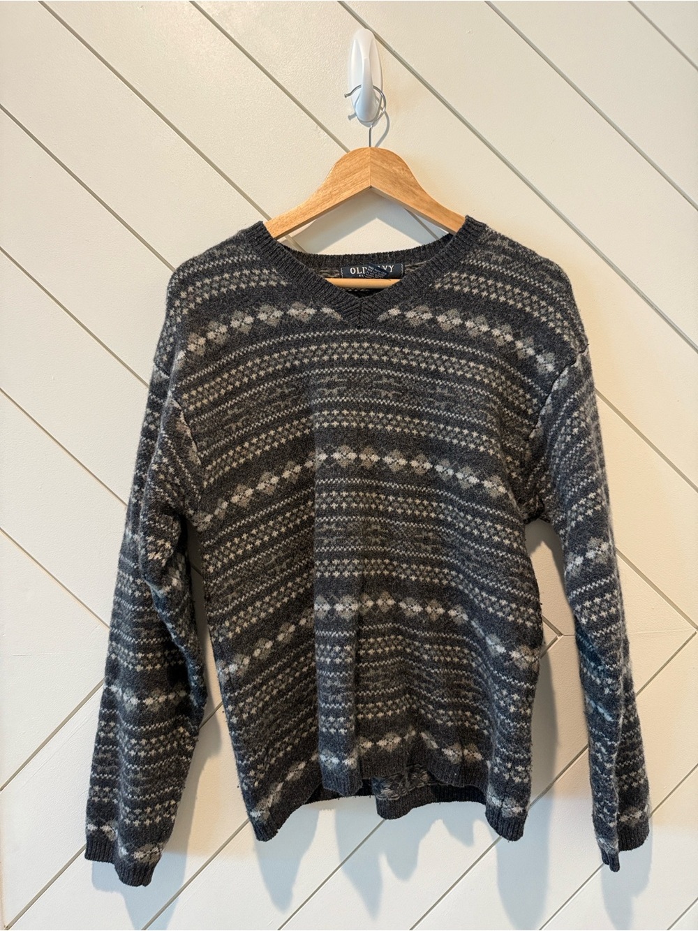 Old Navy Men's Dark Gray Fair Isle V-Neck Sweater